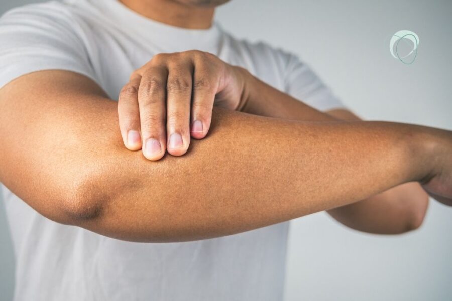 Tennisarm – Ursachen, Symptome und zeitgemäße Therapieansätze